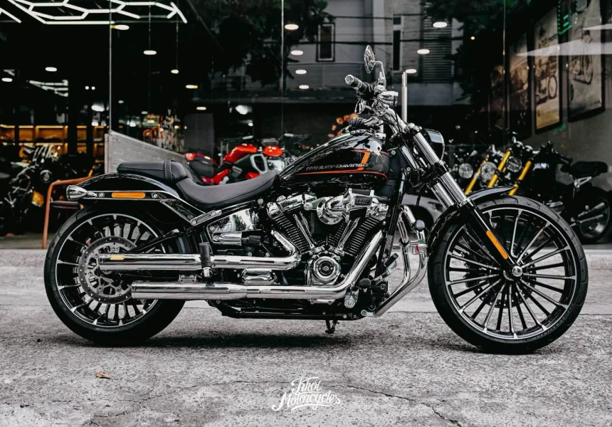 Harley Davidson Softail Breakout 117ci 2024 odo lướt 1k miles