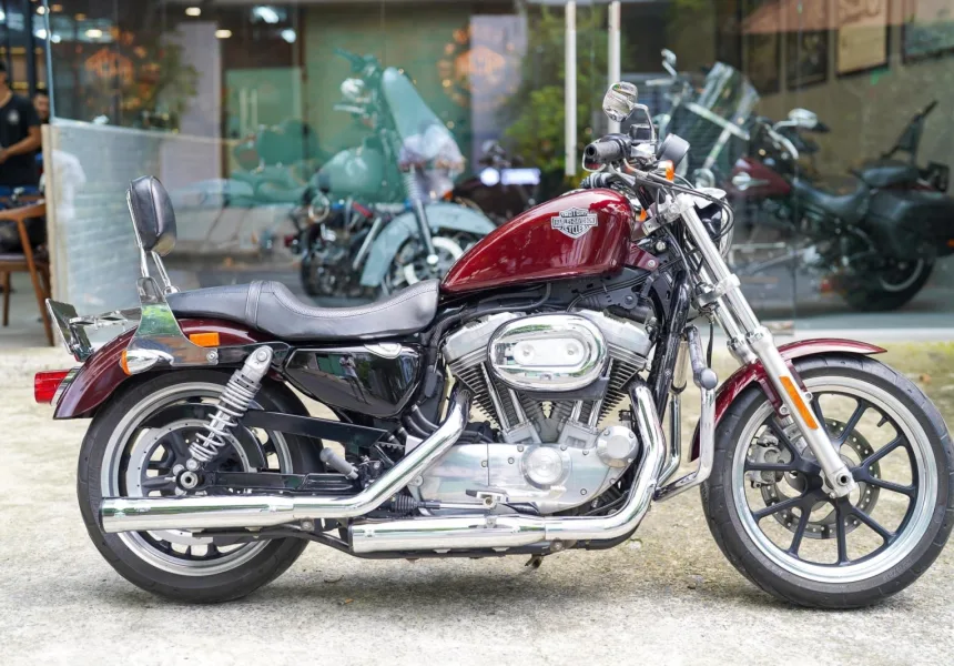 Harley Davidson Superlow 883 2019 Odo 8k miles