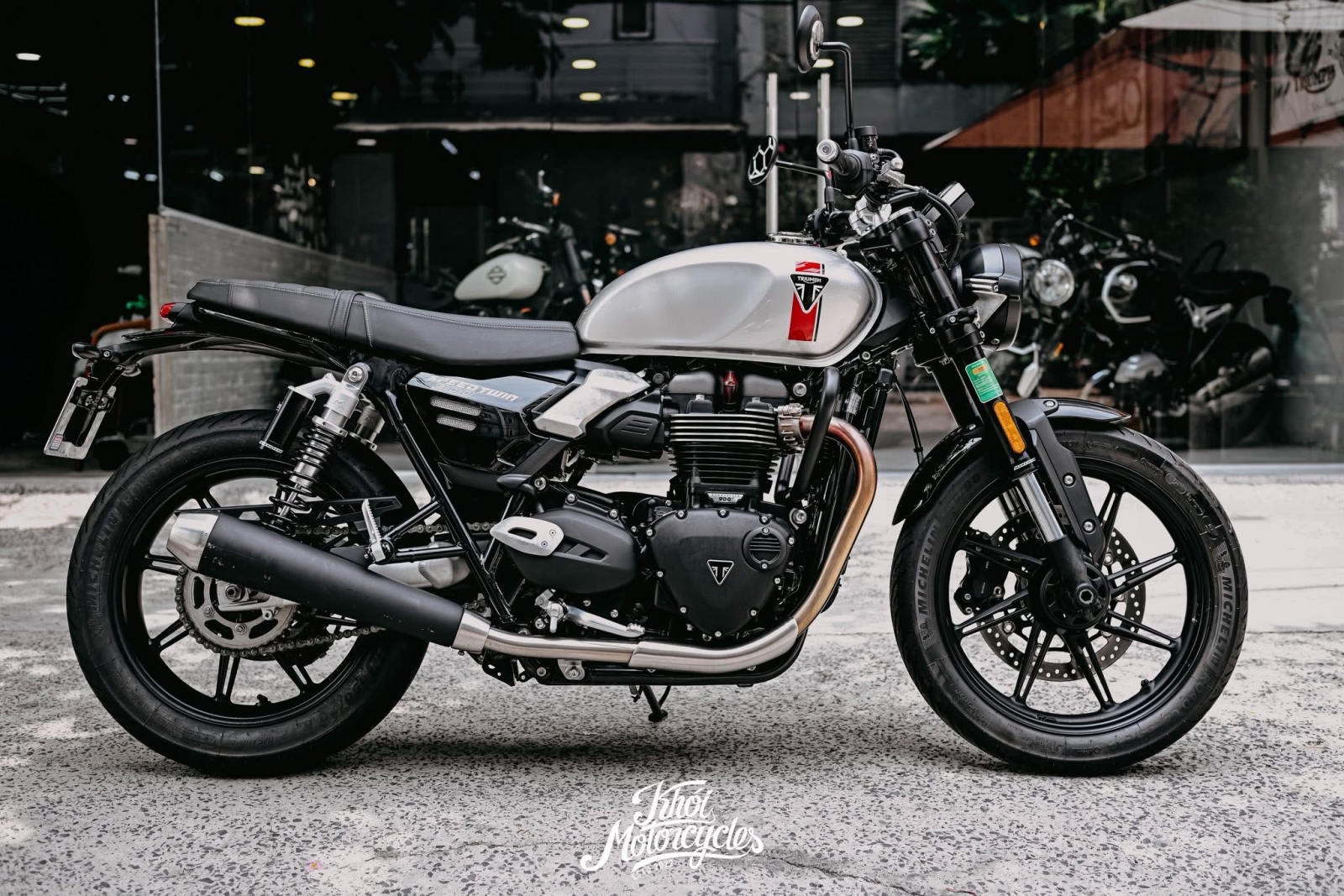 Triumph Speed Twin 900cc 2025 phom mới odo 1k km